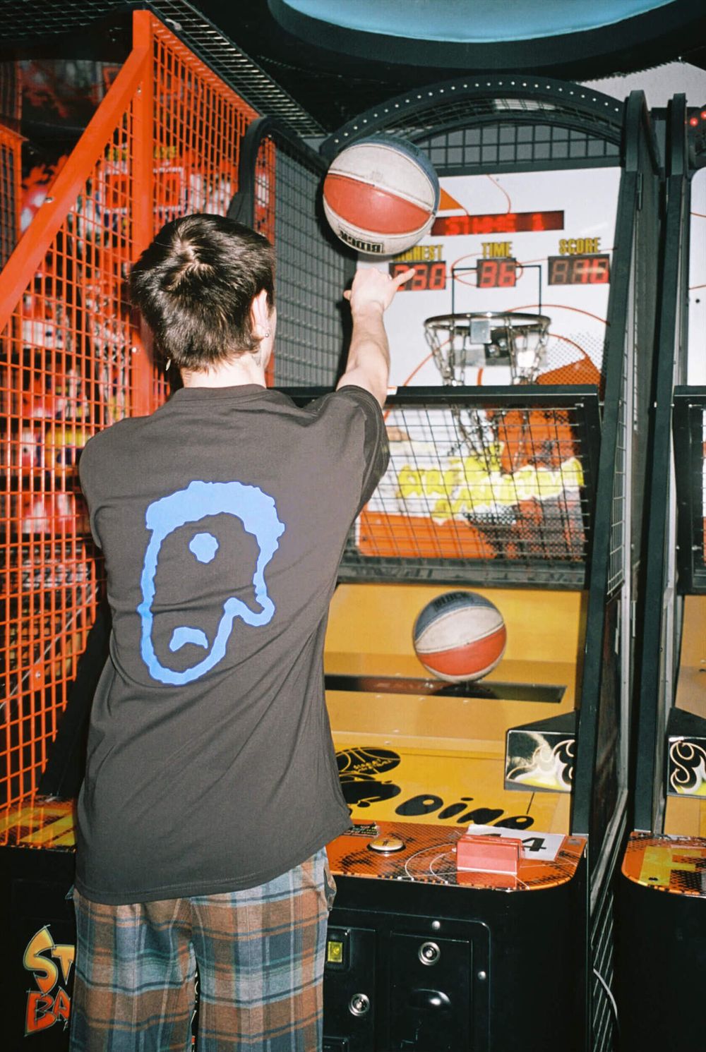 Футболка Ясенпень Грусть