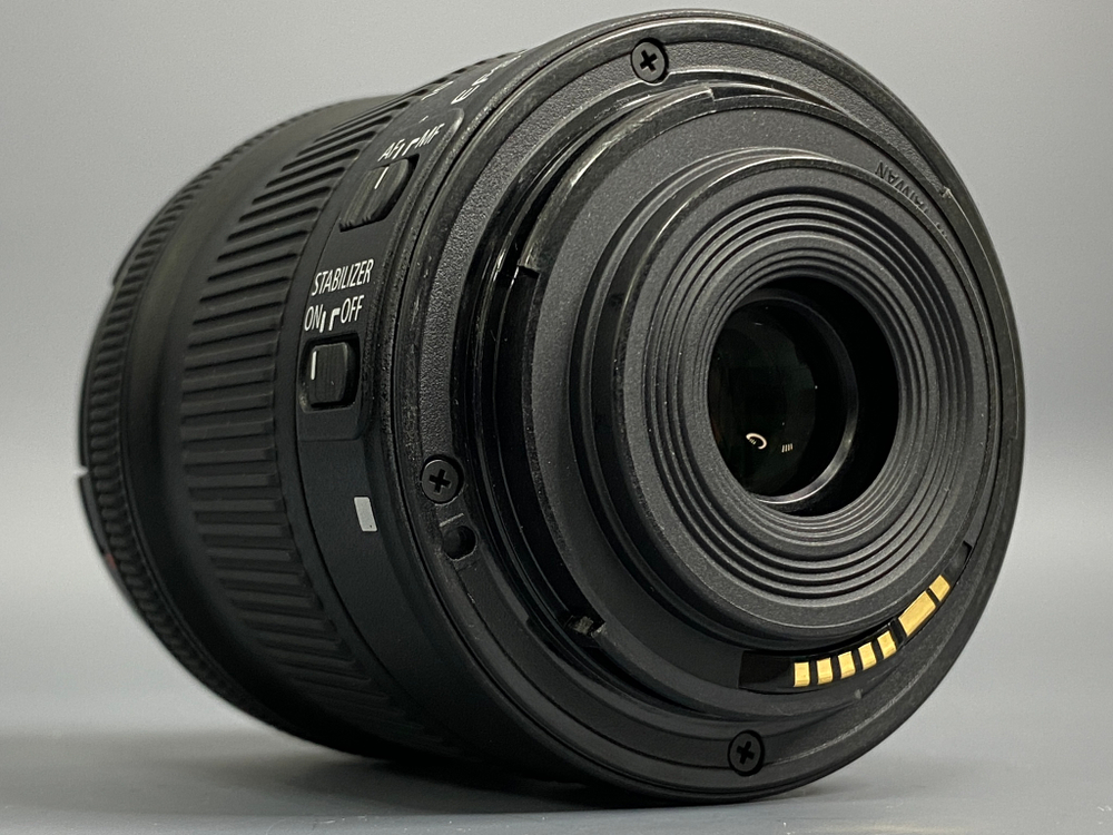 Canon EF-S 10-18mm 4.5-5.6 IS STM