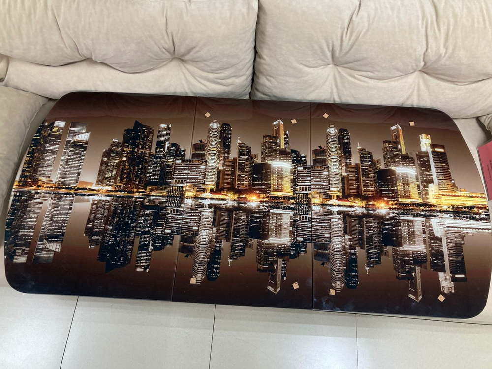 Стол разд Стеклянный подстолье прямое хром Царг.пояс венге Ст-ца город (венге)