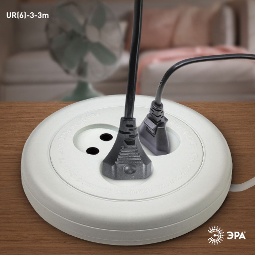 Удлинитель электрический ЭРА UR-3-3m рулетка без заземления 3 розетки 3м ШВВП 2x0,75мм2 6А