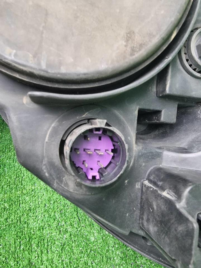 Фара правая Peugeot Boxer 3 (2006-2014) галоген