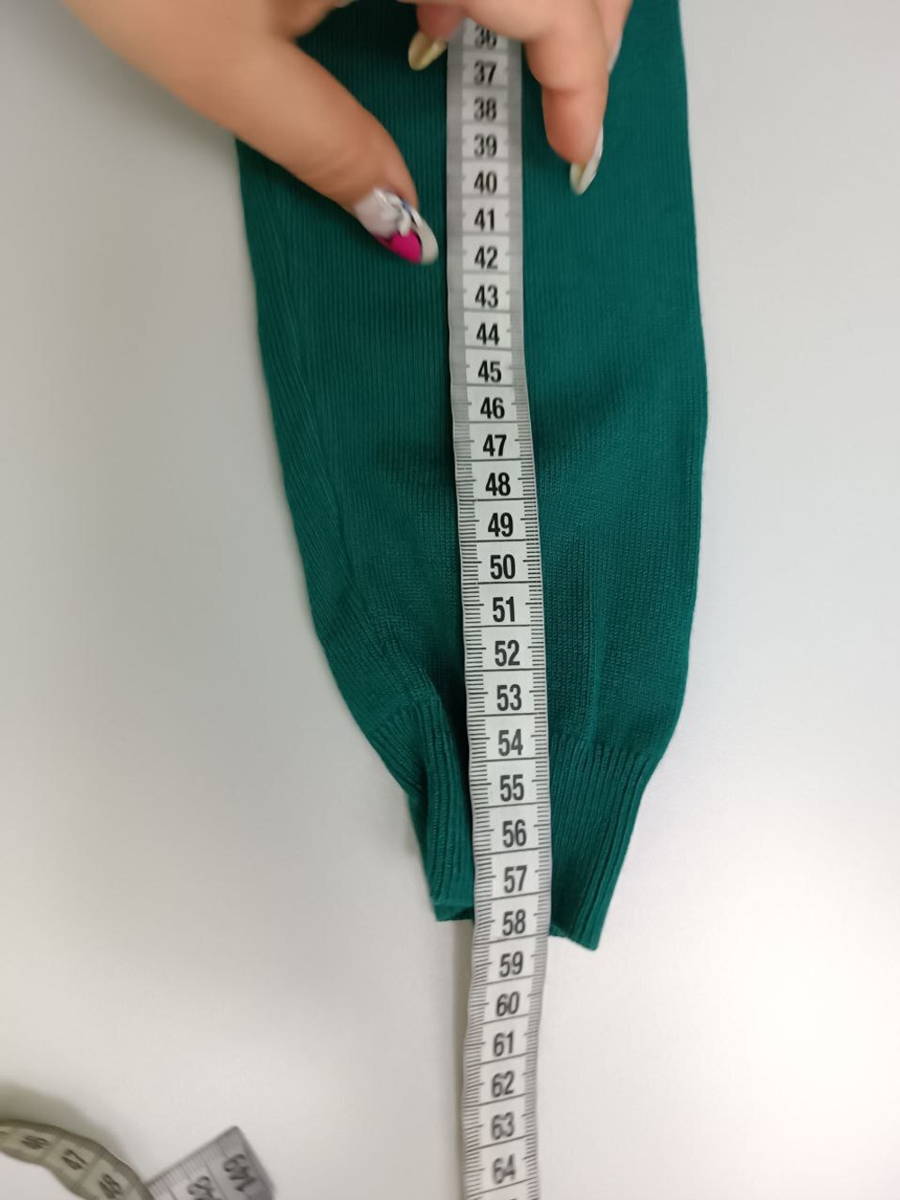 Джемпер Oodji изумрудного оттенка 44 размер