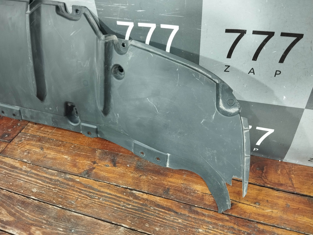 Пыльник заднего бампера Mercedes CLA (C118) 19-нв Б/У Оригинал A1186805100