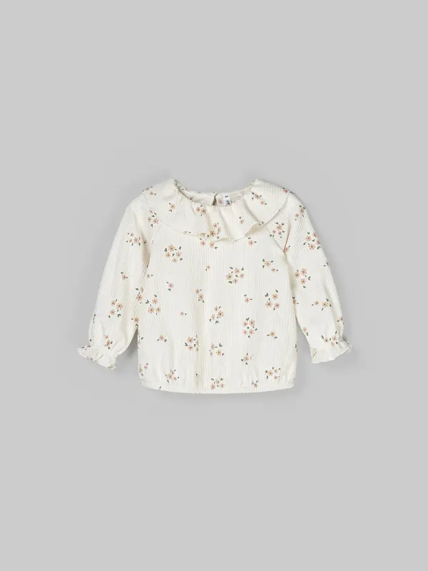 Блузка с рюшей 