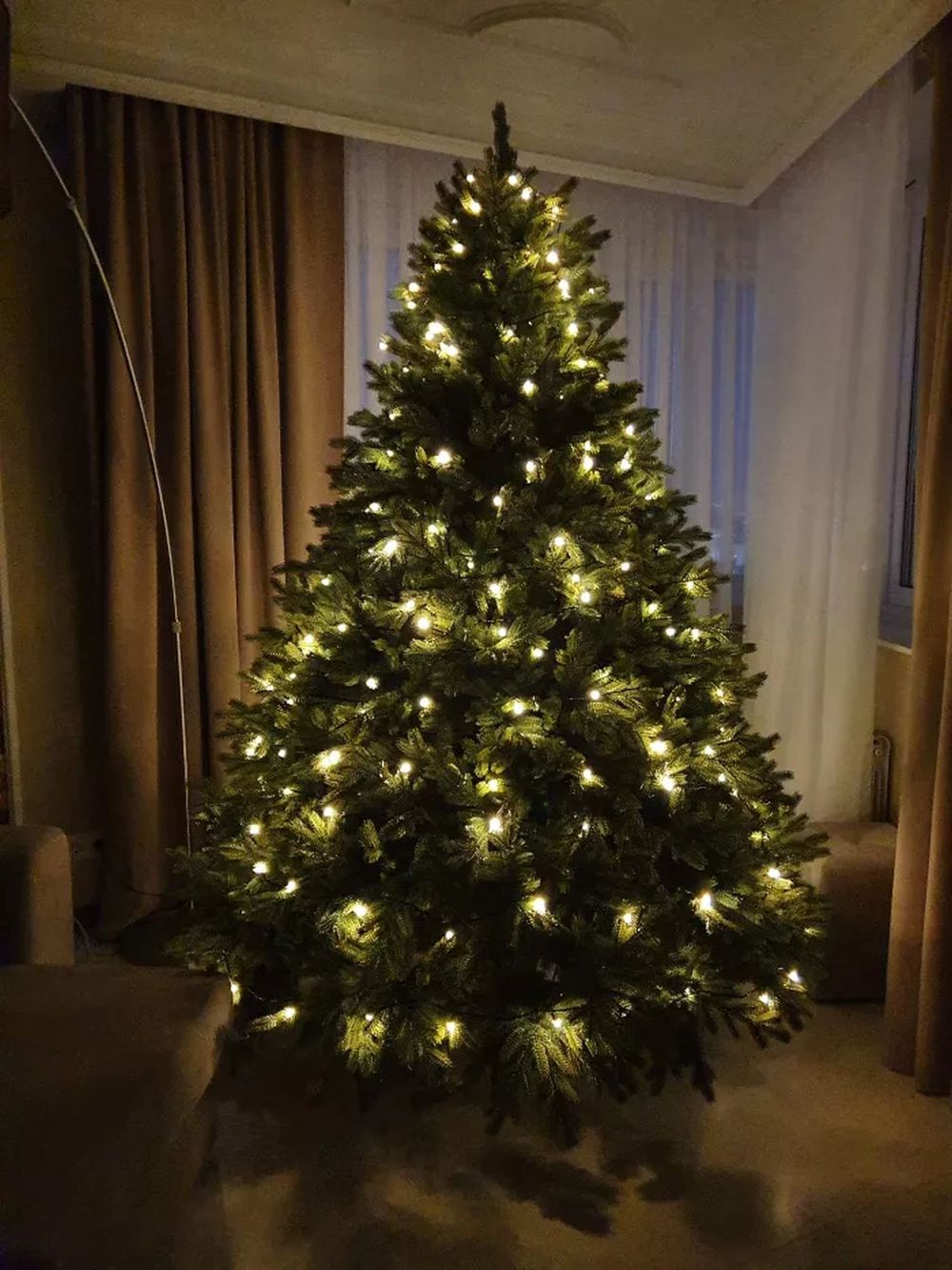 Ель искусственная «Эрмитажная» (Литая хвоя) 180 см / 1.8 м