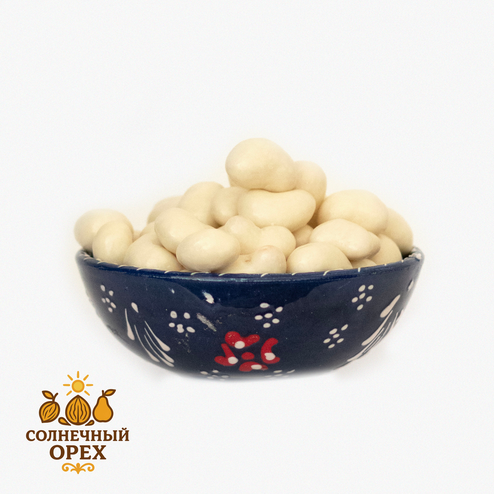 Кешью в белом шоколаде