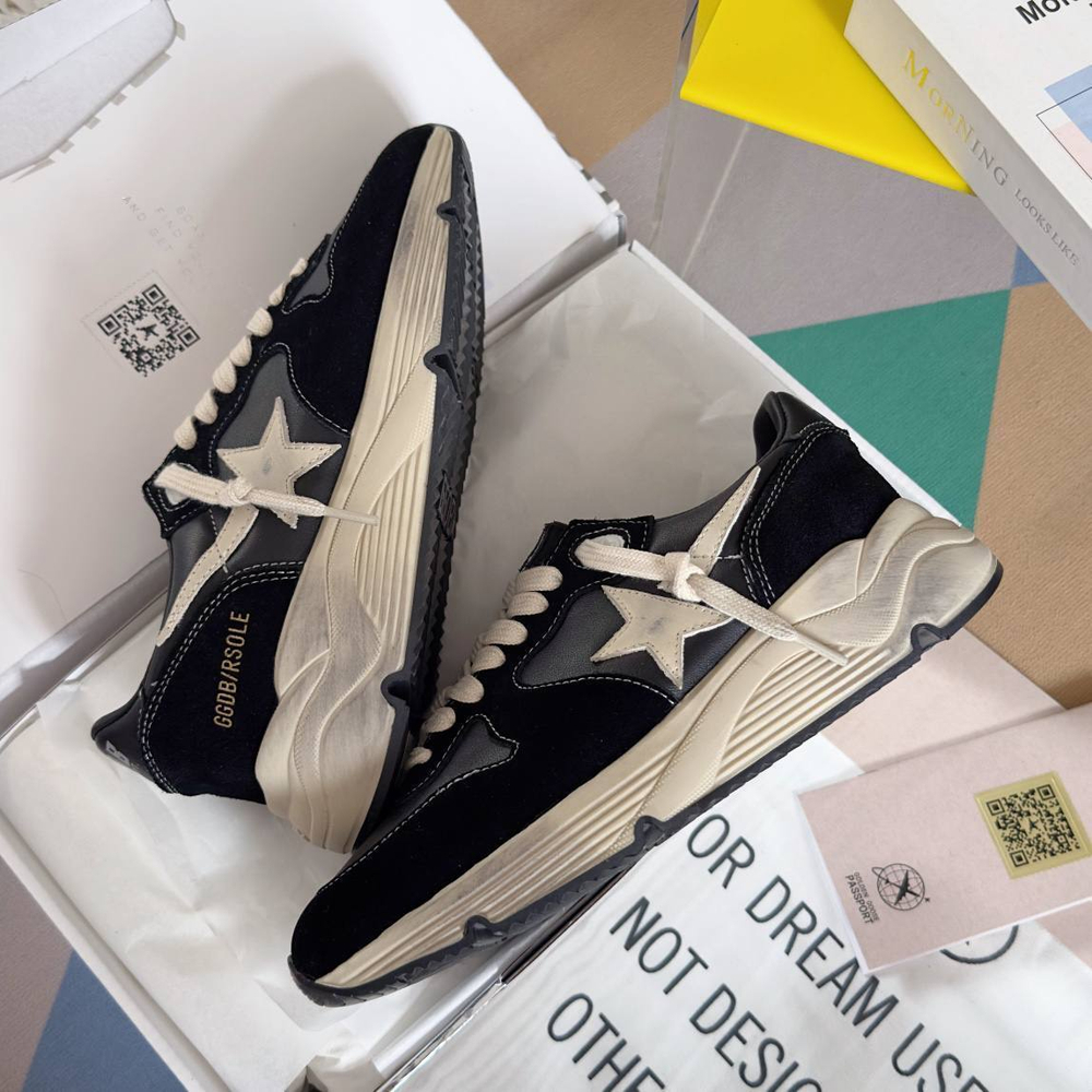 Кроссовки Golden Goose