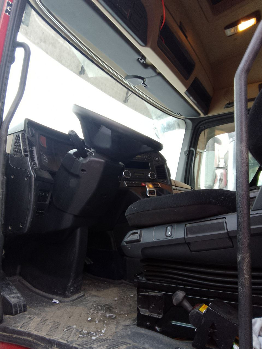 Mercedes-Benz Actros 6x4 Седельный тягач 2645 LS (Дизельный, 12,8 л, 449 л.с., МТ)