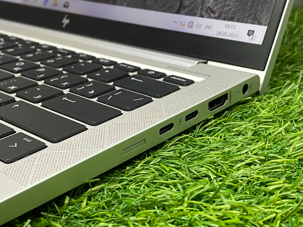 Ноутбук HP 13.3" i5-10210U/Intel UHD/8GB/256GB/ EliteBook 830 G7[1j6e4ea]/Windows 10