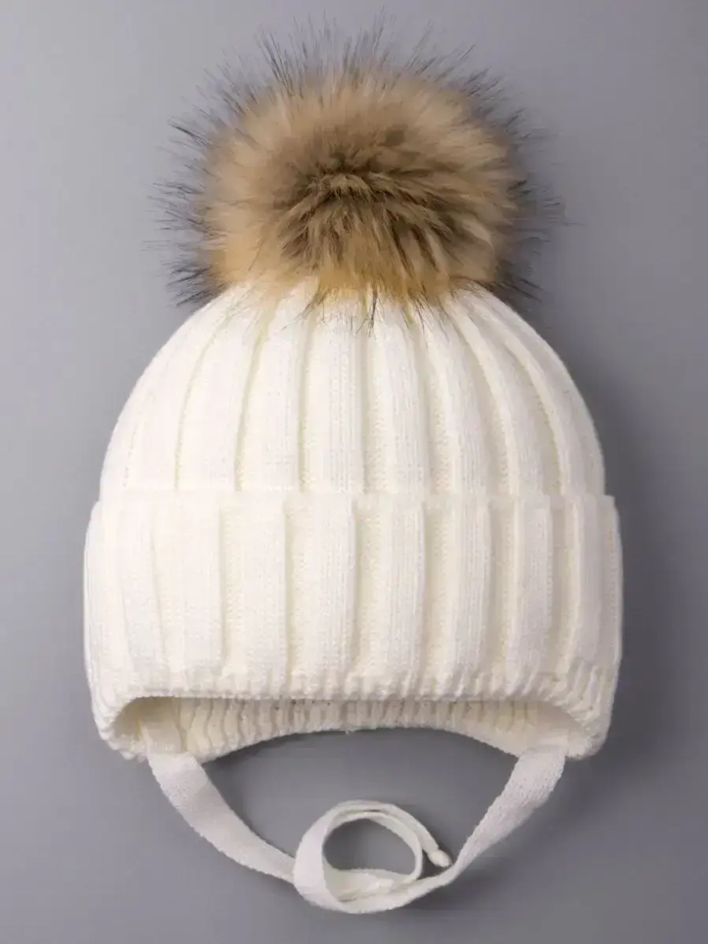 Шапка детская зимняя вязаная с помпоном