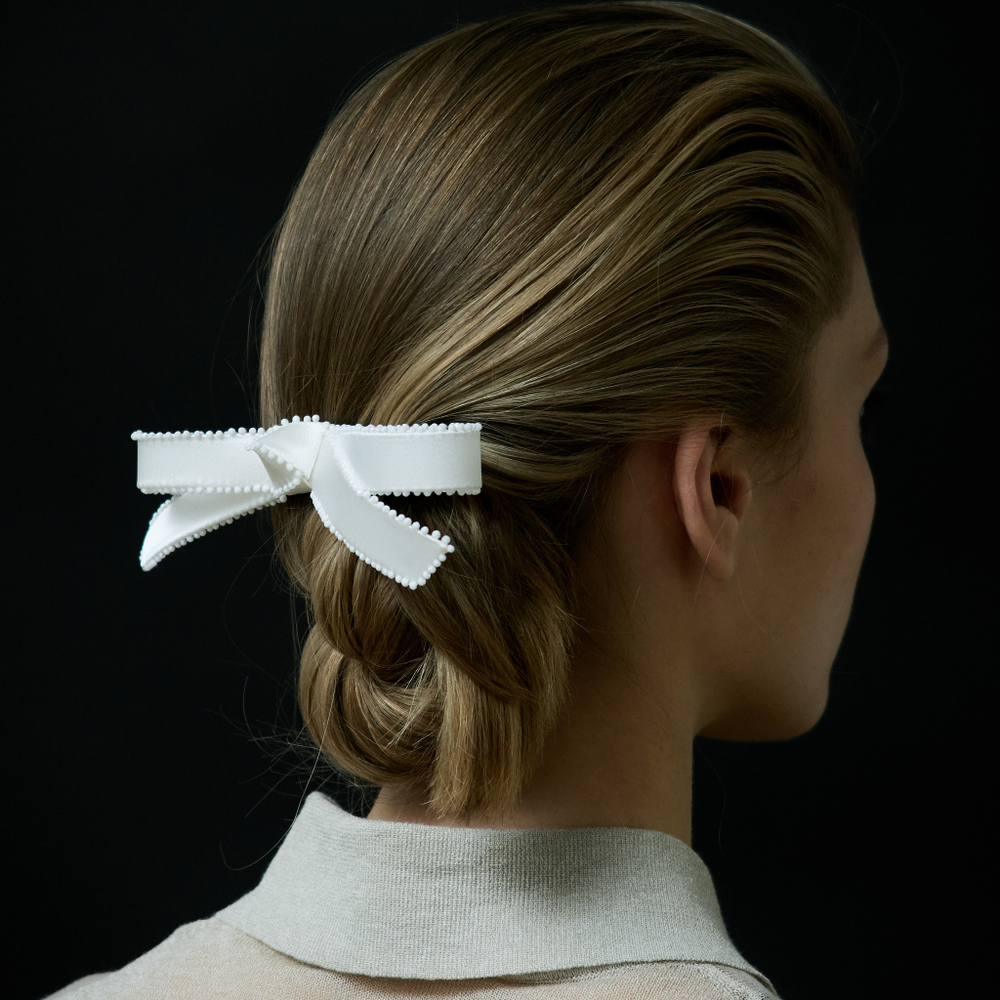 Белая "Стрекоза" белая с декором