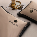 Комплект постельного белья Сатин-Шелк Я IN LOVE на резинке LVR007