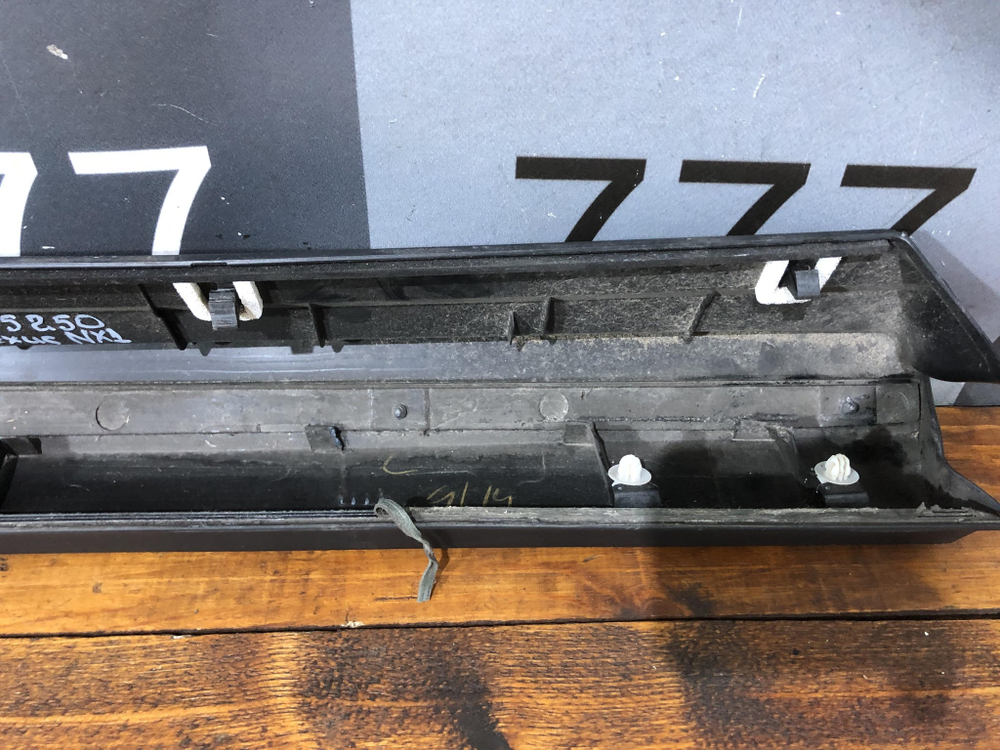 Накладка двери передней левой Lexus NX 1 14-21 Б/У Оригинал 7573478010