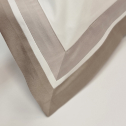 Постельное белье 2 спальное евро Сlaire&Caroll Jacqueline белое с бежевым кантом