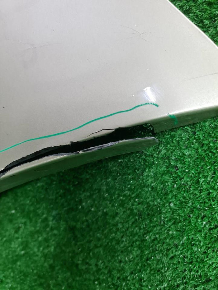 Накладка порога левая Mercedes E C238 (2016-2021)