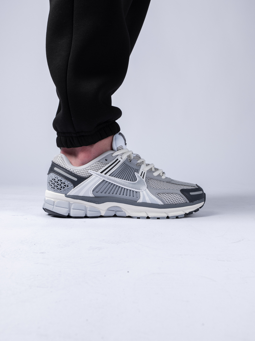 Кросовки Nike Vomero5 (сер.)