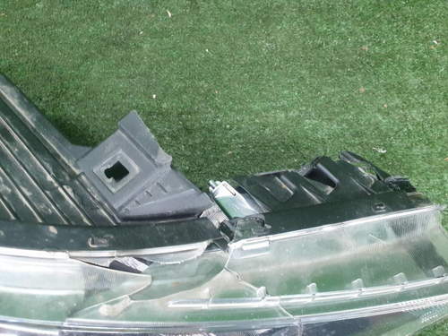 Битая Фара правая Hyundai Solaris 2 (2020-н.в.) галоген