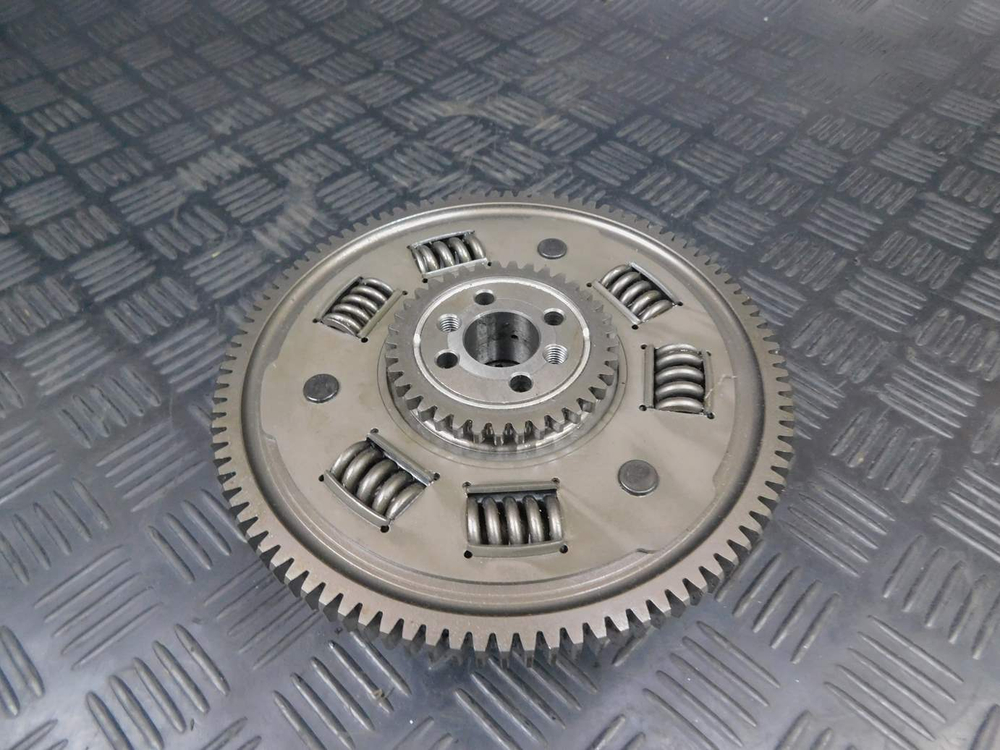 Корзина сцепления Kawasaki ZZR 400 98 053005