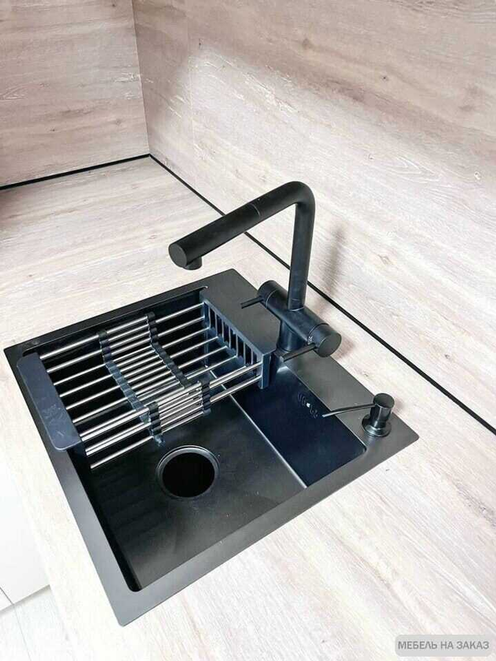 Кухня с барной стойкой на заказ