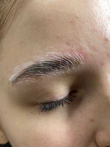 Ламинирование бровей