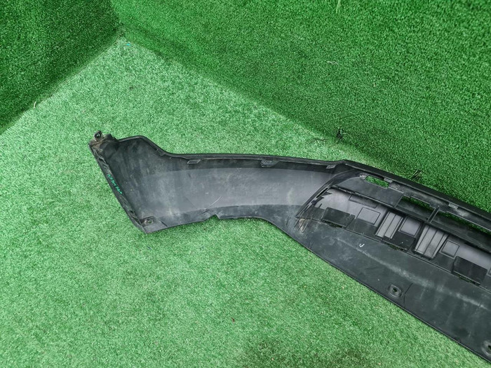 Юбка переднего бампера Volvo XC40 (2017-2022)