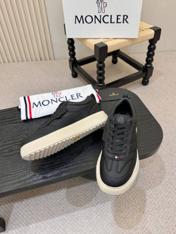 Кроссовки Moncler