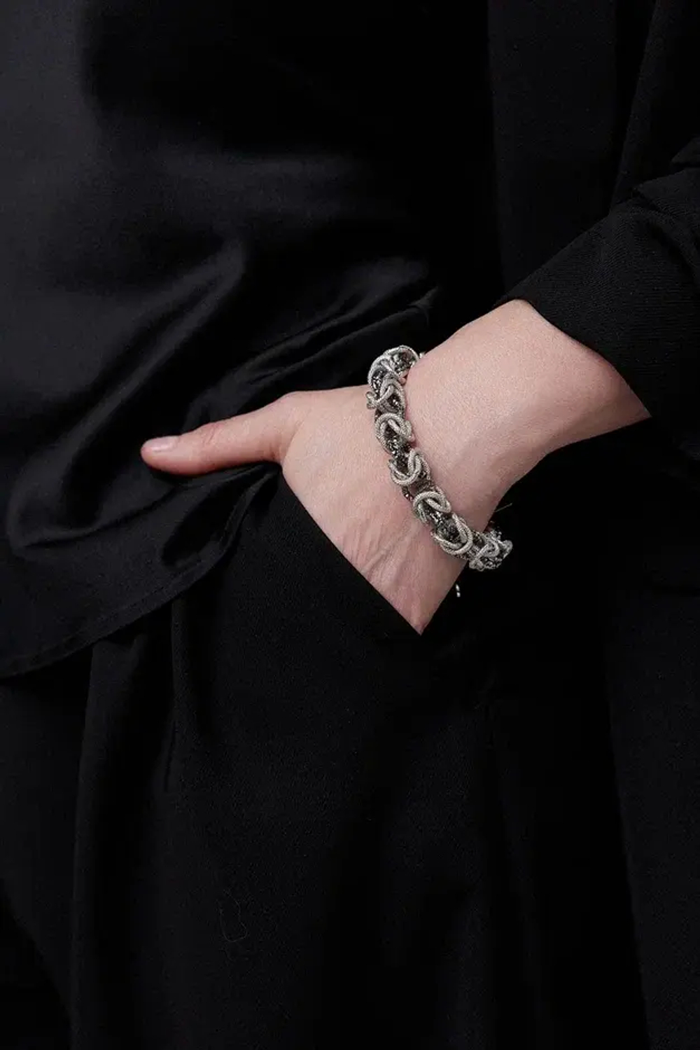 Браслет Византия, оттенки графит и серебро