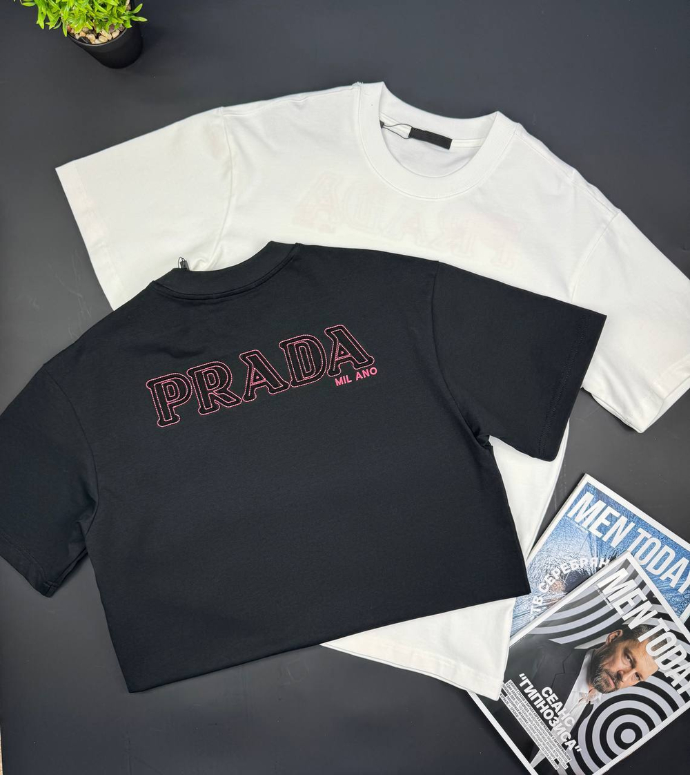 Футболка Prada
