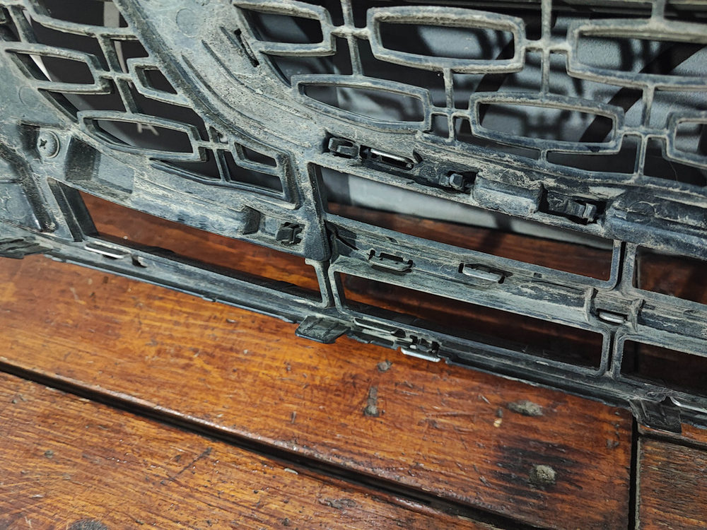 Решетка радиатора Geely Atlas 1 (NL-3) 16-22 Б/У Оригинал 6013003800