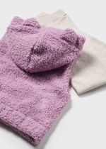 жилетка с толстовкой и брюками