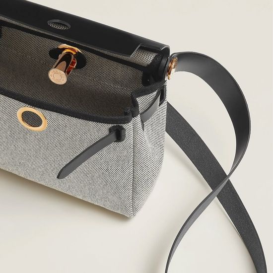 Сумка Hermes Herbag 20 Noir Ecru Viking Canvas Hunter Gold Hardware