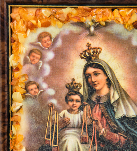 AMB-04/21 Икона Пресвятой Девы Марии «Кармельская» (с янтарной крошкой) H-18см