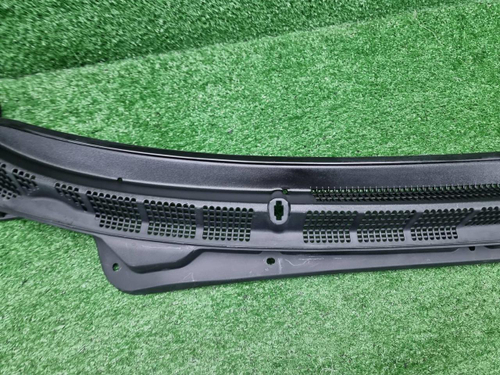 Жабо Changan Alsvin (2018-н.в.)