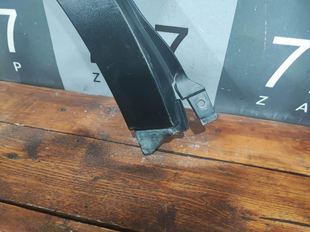 Накладка крыла заднего правого Suzuki SX4 2 13-22 Б/У Оригинал 7725161M0