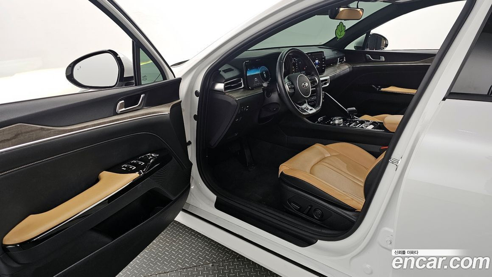 Kia K5 (Optima) 3 Generation 1.6 Turbo (05.2021)