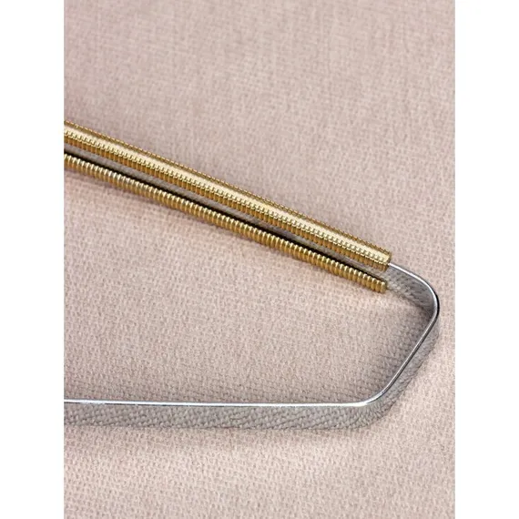 Скребок для чистки одежды, ковров, мебели, 16,5×12,5 см, ручка сосна