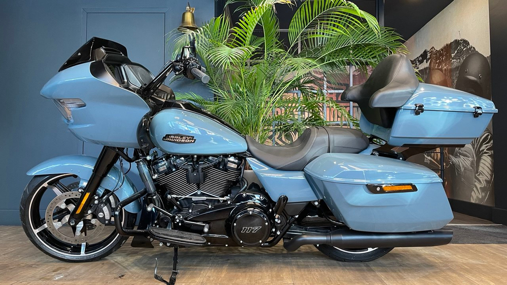 Harley- Davidson Road Glide 117 SHARKSKIN BLUE/Black 2024