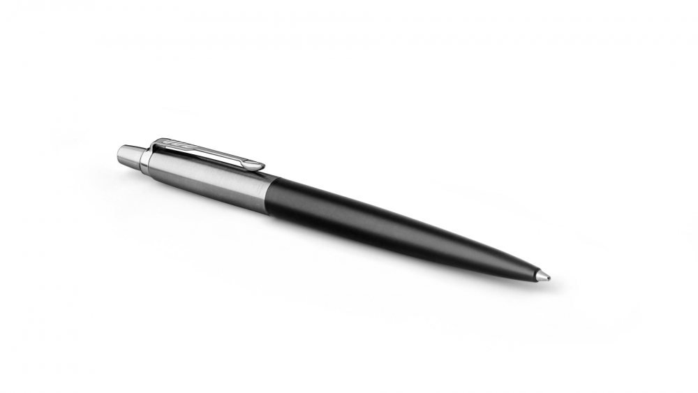 Подарочный набор: Шариковая ручка Parker Jotter Essential, Satin Black CT и Ежедневник  недатированный, серый