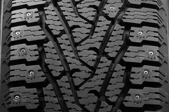 Nokian Hakkapeliitta LT2 275/70 R18 125/122R
