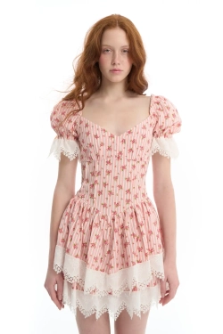 Платье-мини с вырезом сердечком