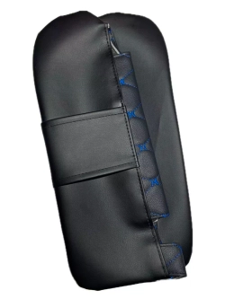 Чехлы на козырьки Largus, Logan, Duster (синяя Бабочка)