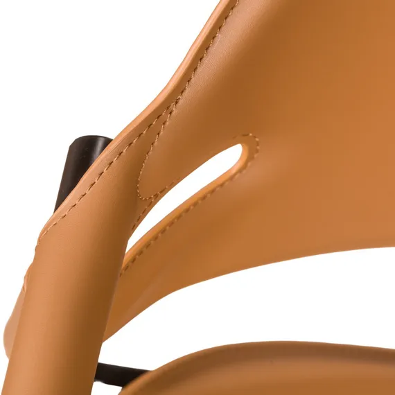 Стул с подлокотниками Suite, коричневый