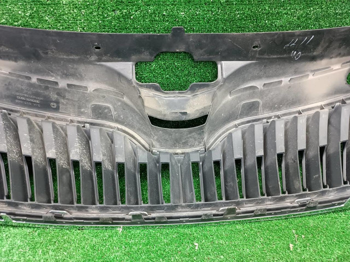 Решетка радиатора Skoda Rapid 1 (2012-2020)