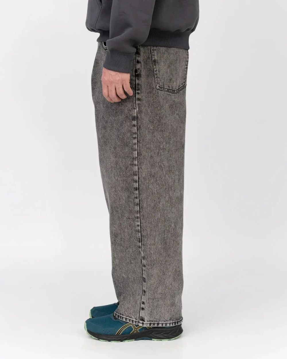 Джинсы Postaments Lucky серые