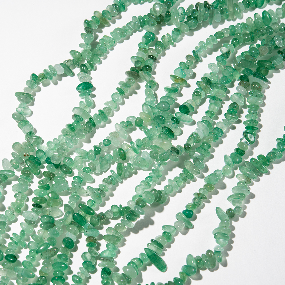 Авантюрин натуральный, 4-9мм, фриформ