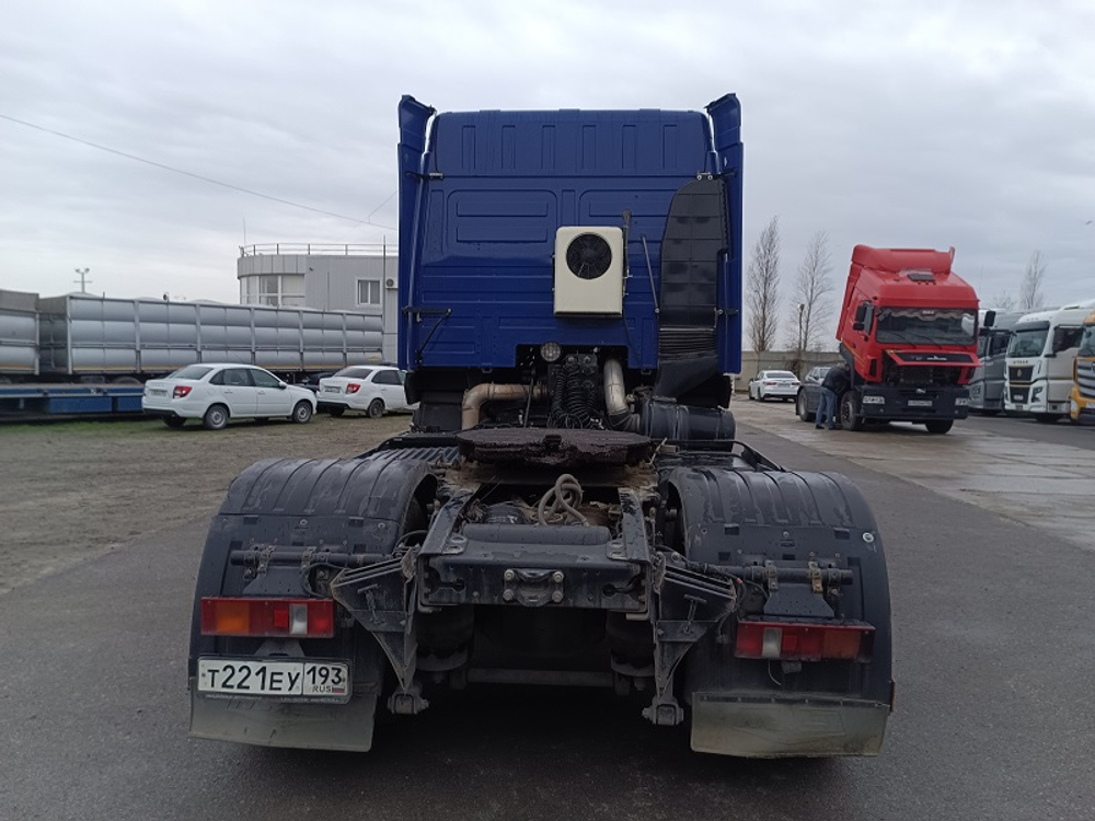 МАЗ 5440 4x2 Седельный тягач 544028-570-031 (Дизельный, 11,6 л, 423 л.с., МТ)