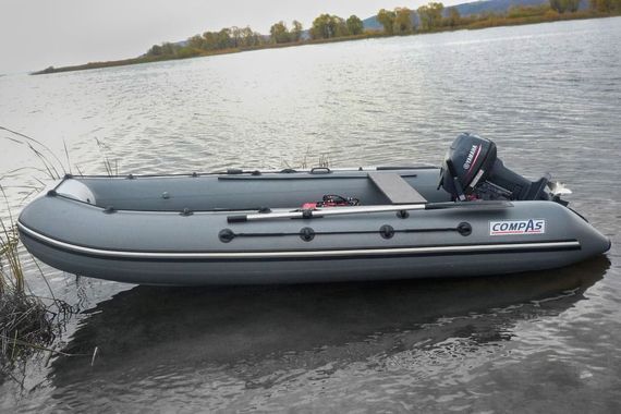 Лодка ПВХ COMPAS 400