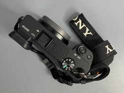 Sony A6400 14.000 кадров