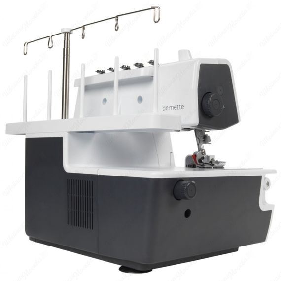 Коверлок Bernina Bernette Funlock B48