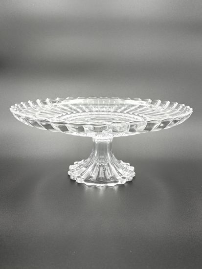 Тортовница из стекла на ножке